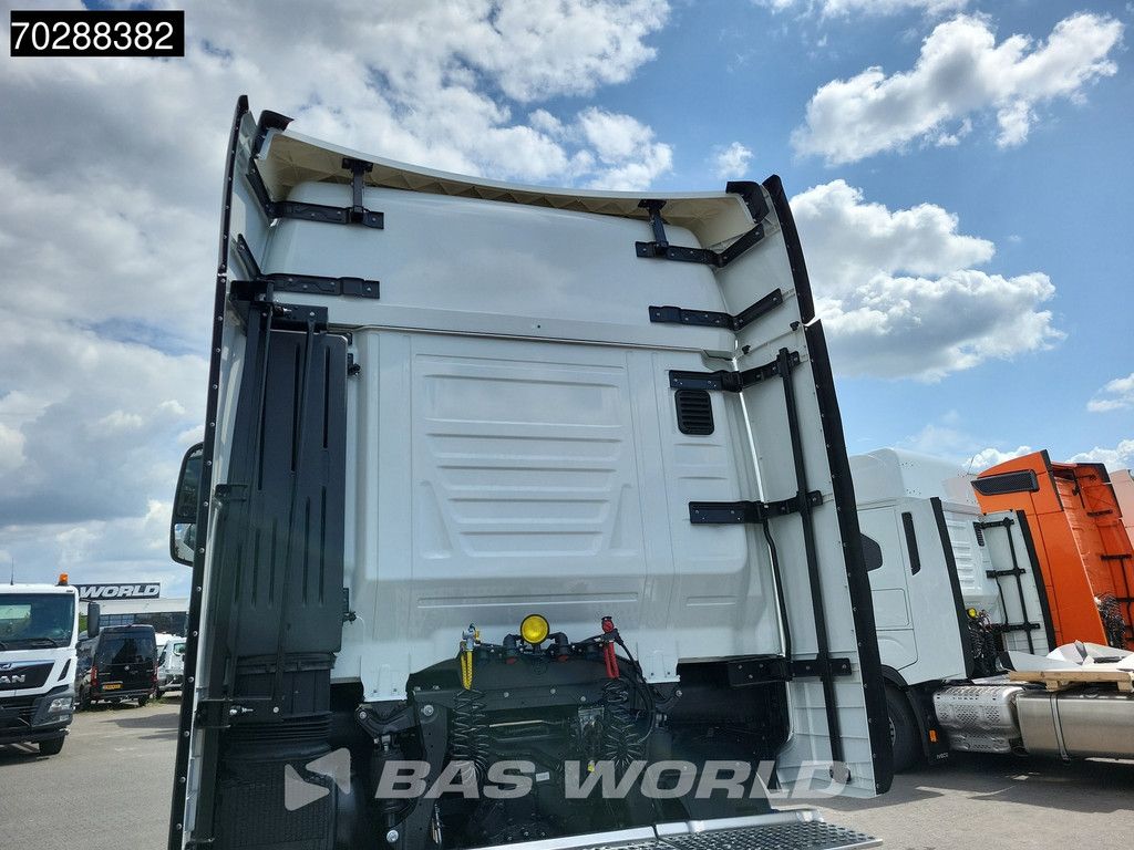 Iveco S-Way 580 4X2 NEW! 2x Tanks Navi ACC Standklima