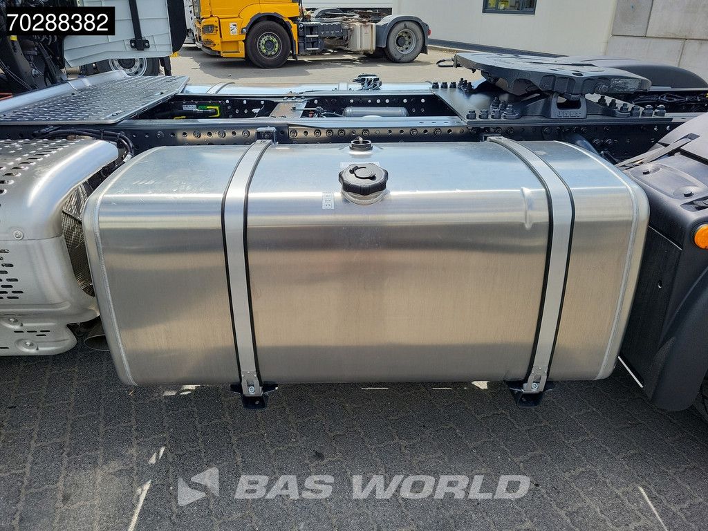 Iveco S-Way 580 4X2 NEW! 2x Tanks Navi ACC Standklima