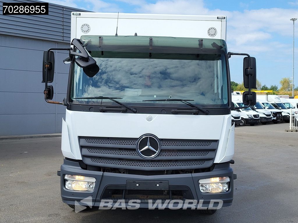 Mercedes Atego Atego 1223 4X2 12tonner 2000kg Ladebordwand Full air suspension Automatic Euro 6