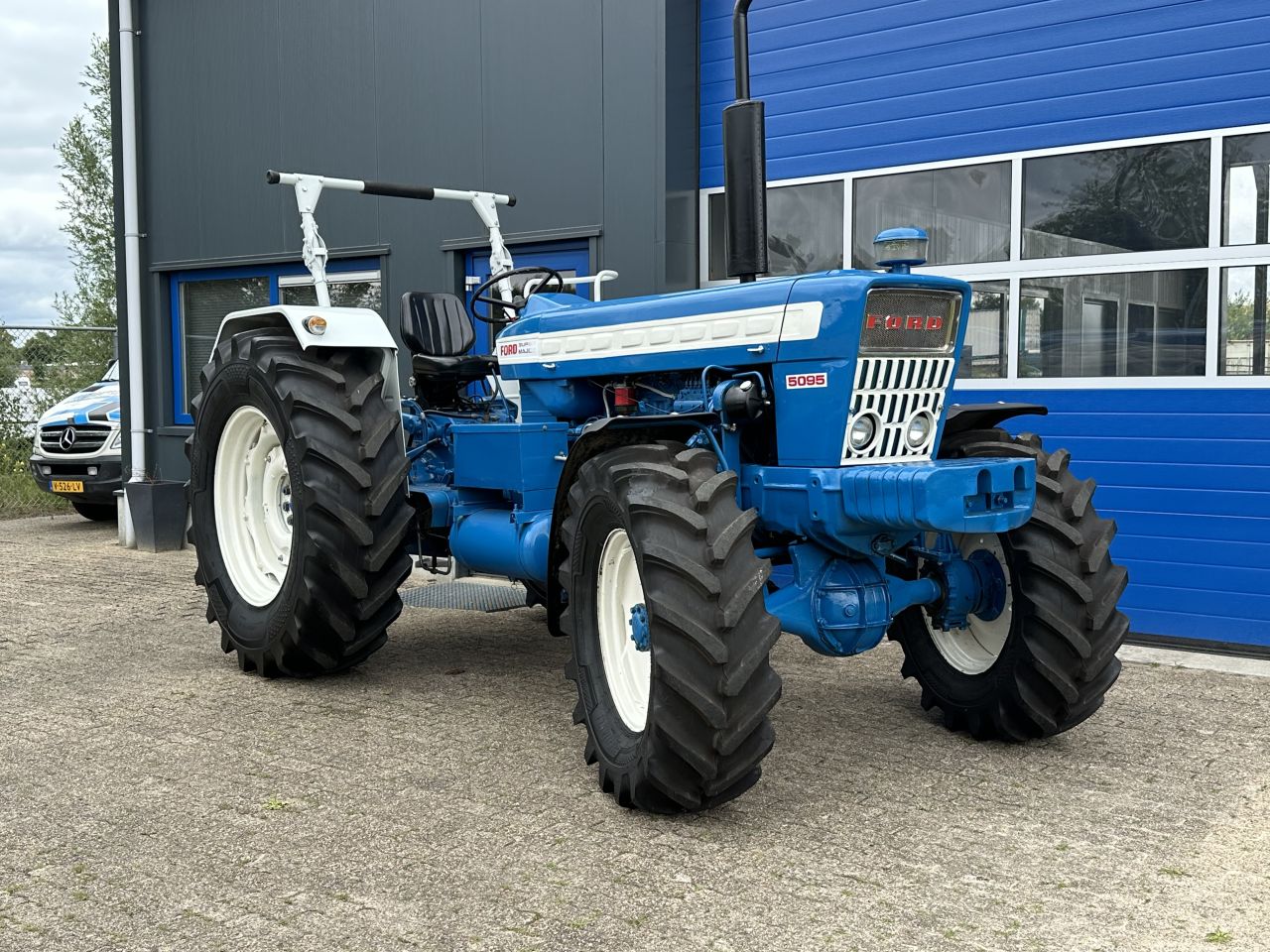 FORD SUPER MAJOR 5095 4x4