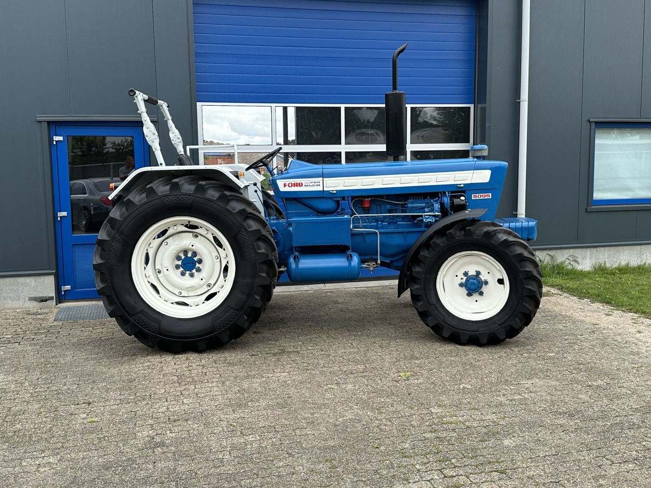 FORD SUPER MAJOR 5095 4x4