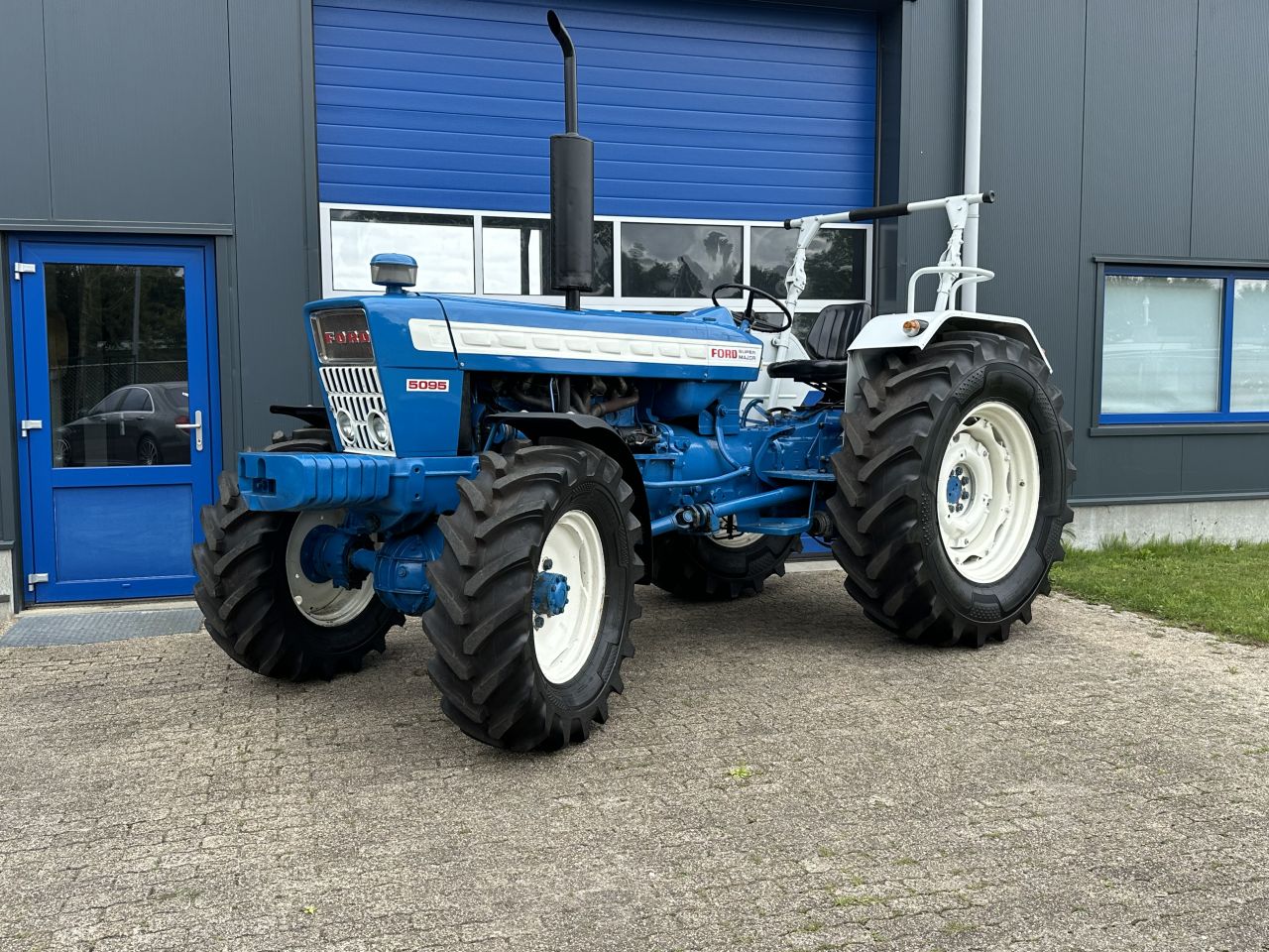 FORD SUPER MAJOR 5095 4x4