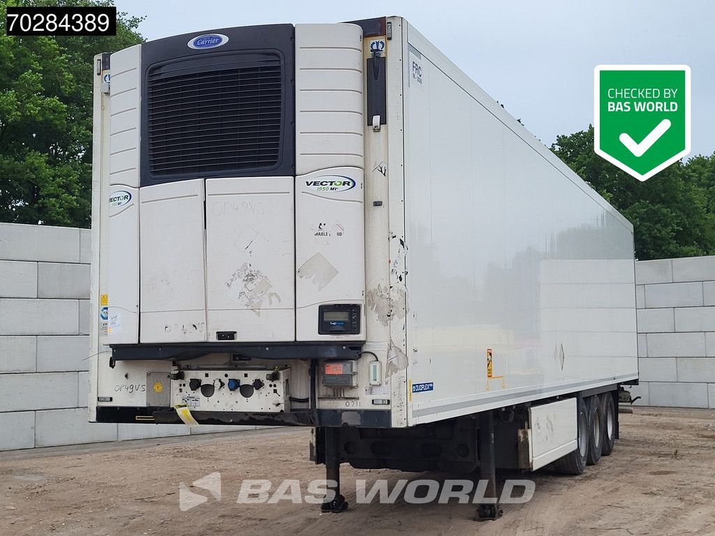 Krone Carrier Vector 1950Mt 3 Achsen Doppelverdampfer Doppelstock Blumenbreit Schiebewand