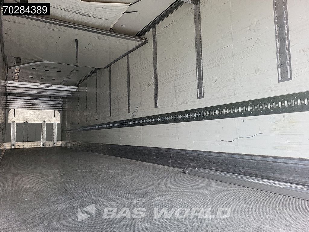 Krone Carrier Vector 1950Mt 3 Achsen Doppelverdampfer Doppelstock Blumenbreit Schiebewand
