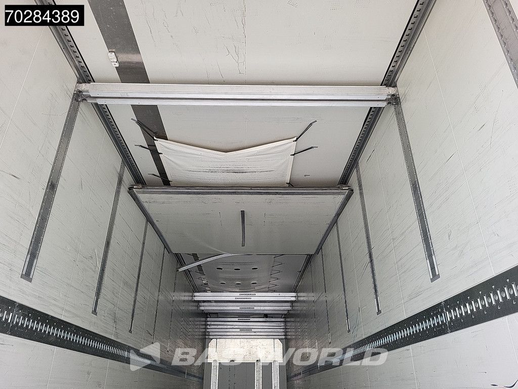 Krone Carrier Vector 1950Mt 3 Achsen Doppelverdampfer Doppelstock Blumenbreit Schiebewand