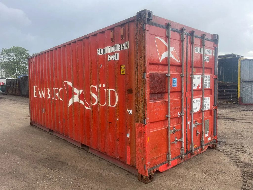 All in 20ft zeecontainer