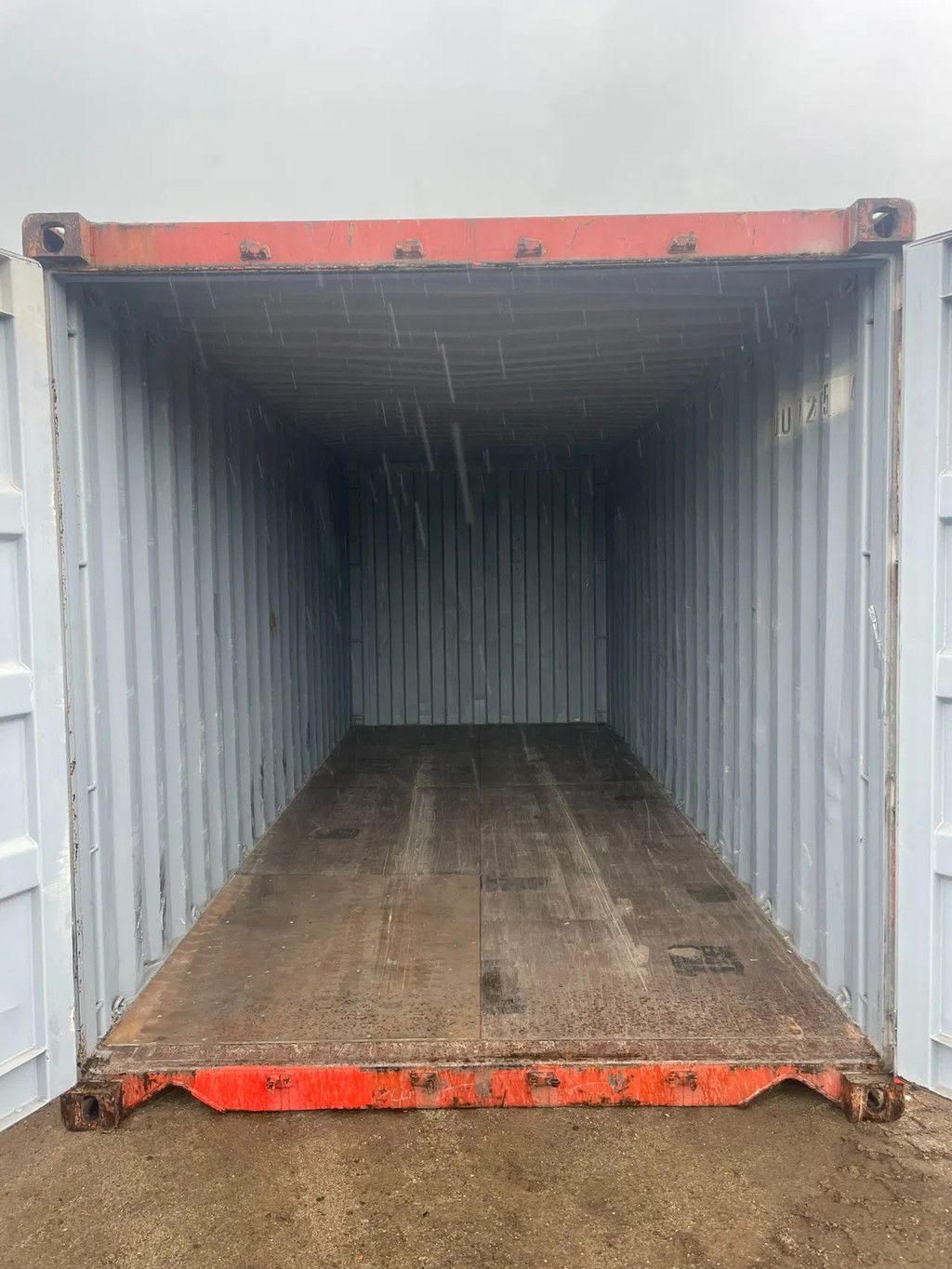 All in 20ft zeecontainer