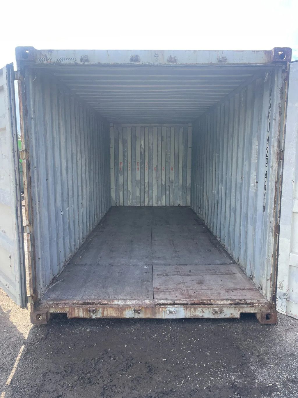 All in 20ft zeecontainer