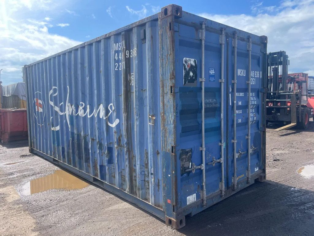 All in 20ft zeecontainer