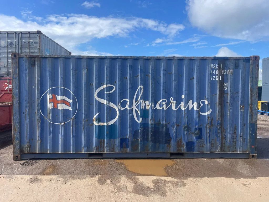 All in 20ft zeecontainer