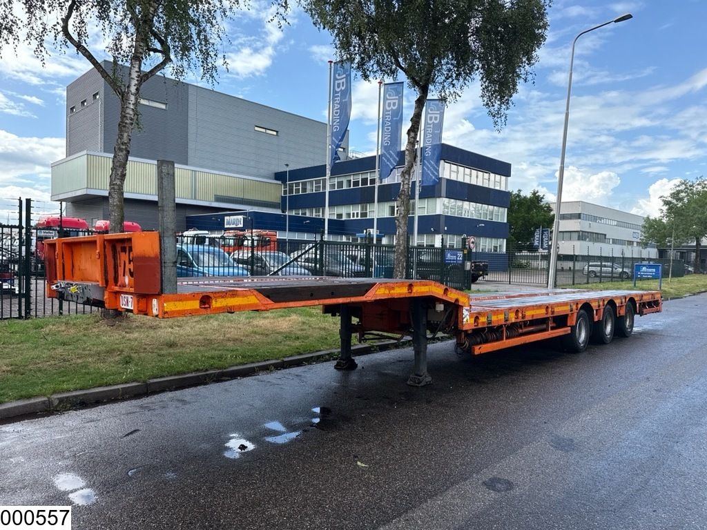 Nooteboom Lowbed 60.000 KG, Twistlocks, Extandable, 20 Mtr