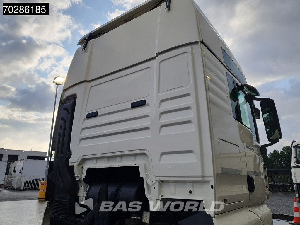 MAN TGX 26.470 6X2 BDF Lift-Axle ACC XXL Retarder Navi Euro 6