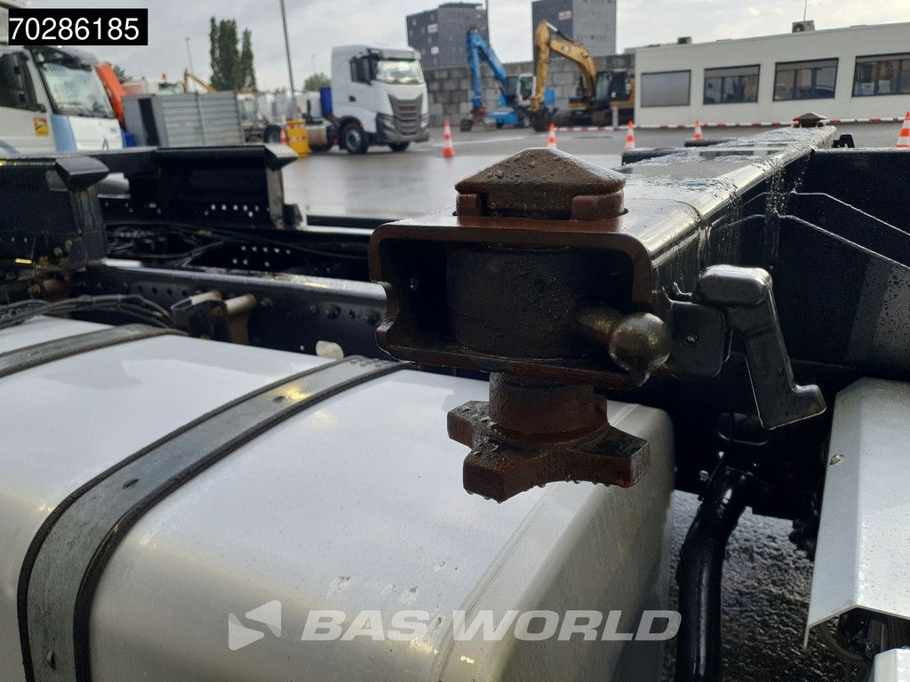 MAN TGX 26.470 6X2 BDF Lift-Axle ACC XXL Retarder Navi Euro 6