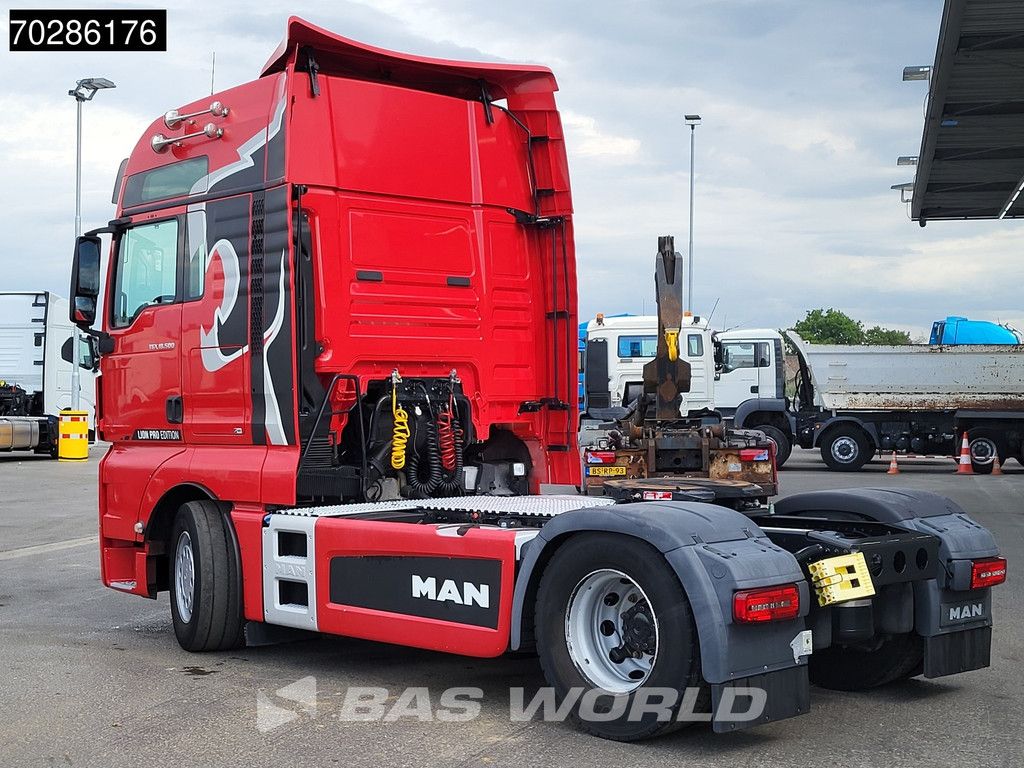 MAN TGX 18.500 4X2 XXL Retarder Xenon 2xTanks Standklima Navi ACC Euro 6