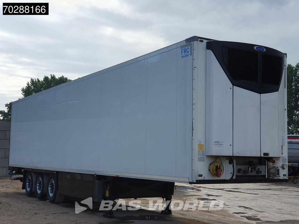 Schmitz Carrier 3 axles Doppelverdampfer Tailgate Blumenbreit Palettenkasten LBW