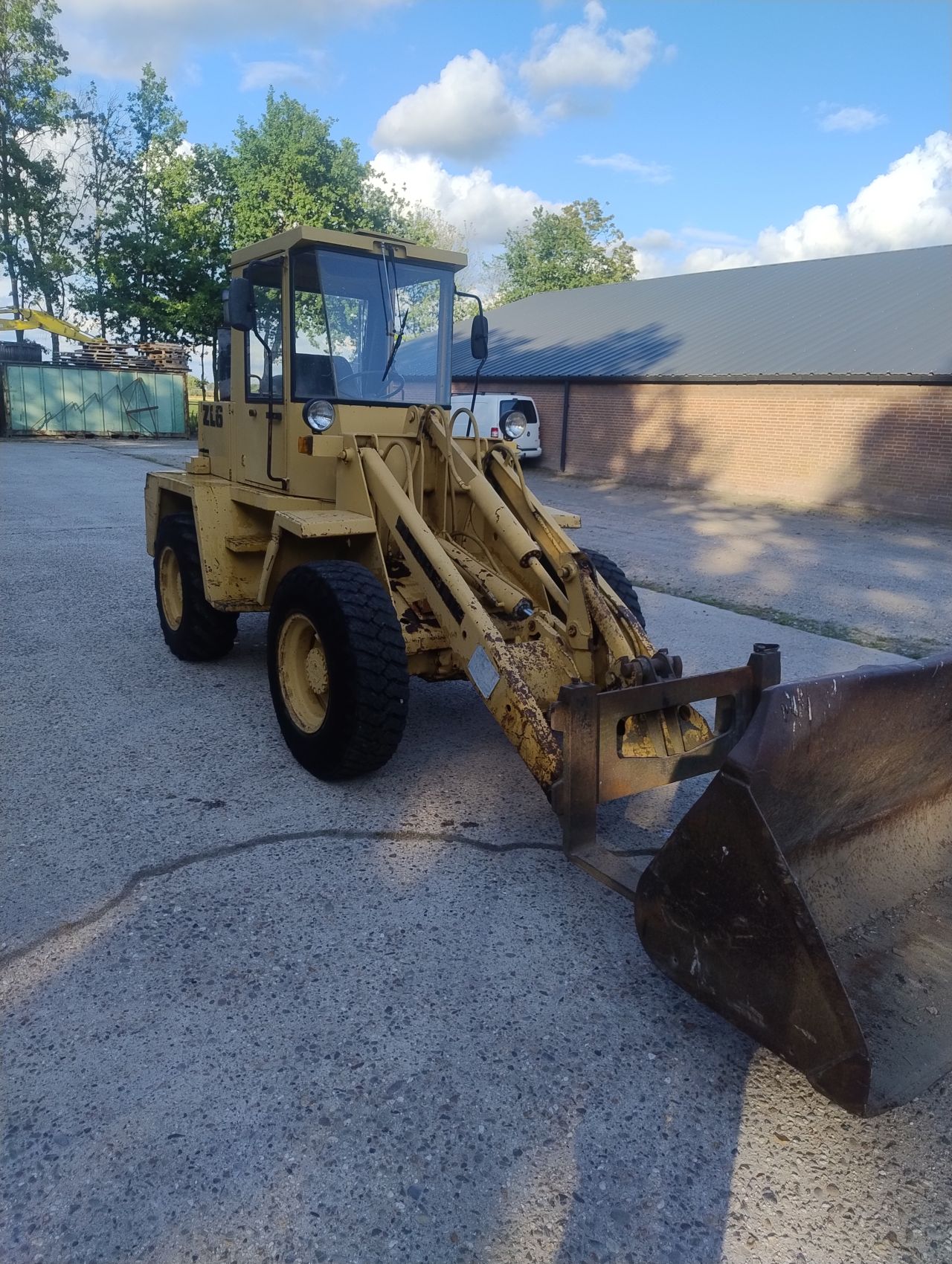 Zeppelin terex scheaff shovel zl6