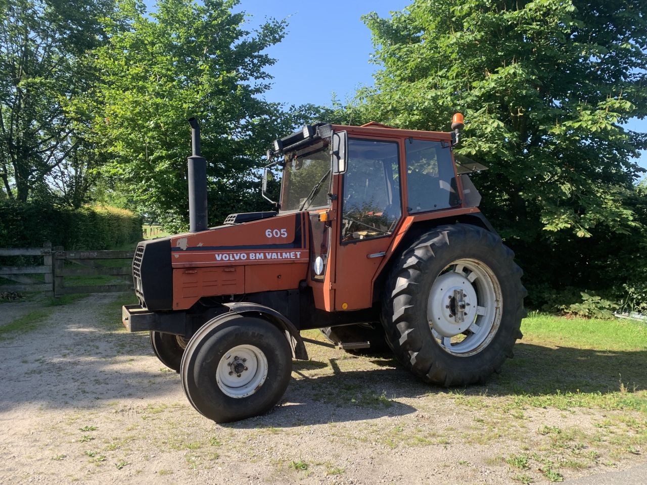 Volvo BM Valmet 605