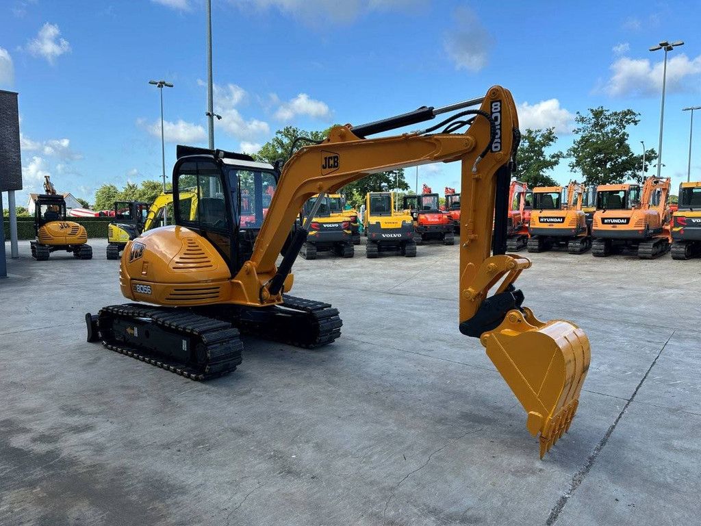 Rupsgraafmachine JCB 8056 Diesel 2010