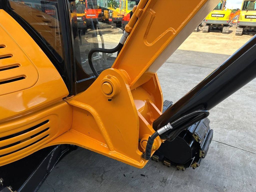 Rupsgraafmachine JCB 8056 Diesel 2010