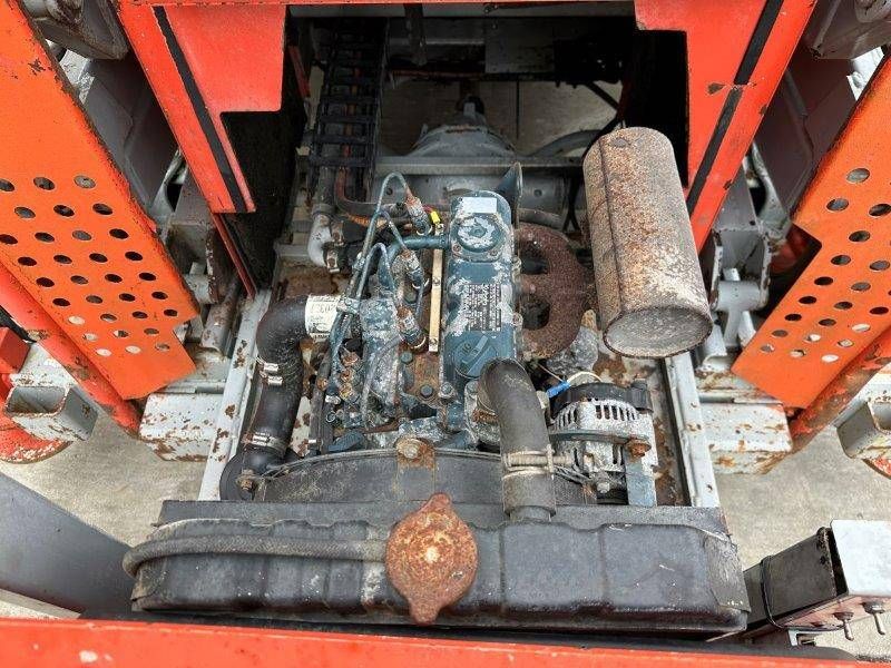 Scissor lift Skyjack SJ9250 Diesel 17.2m 2010
