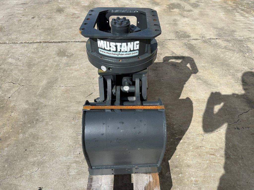Grabber Mustang GRP150CH Neu