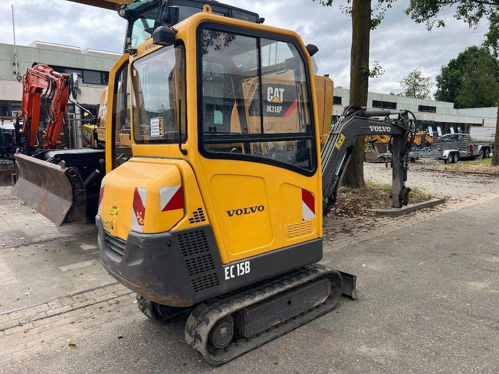 Volvo EC15B 3 Buckets