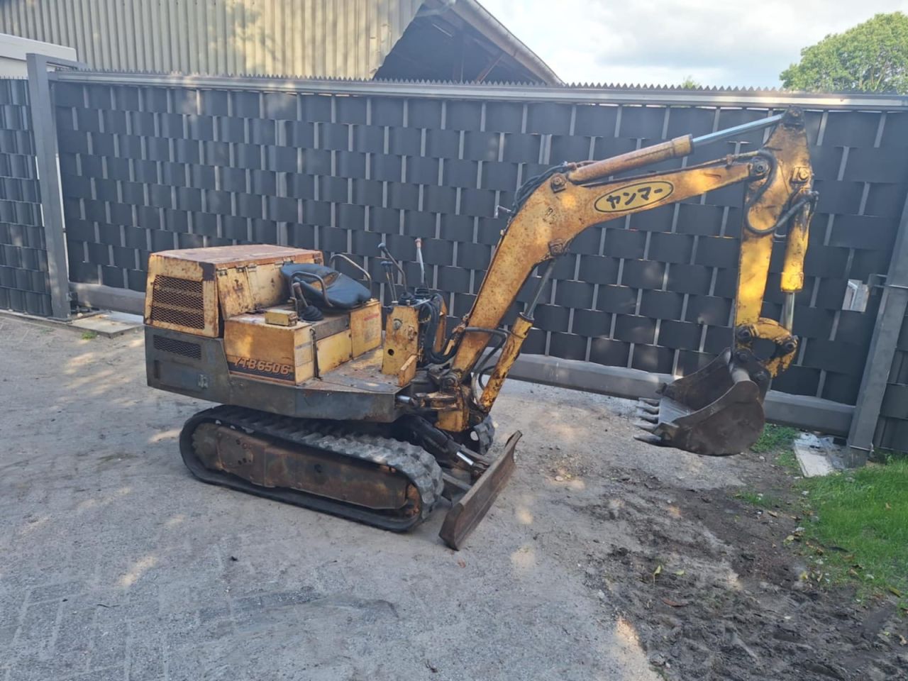 Yanmar graafmachine kubota hitachi bobcat mini graver