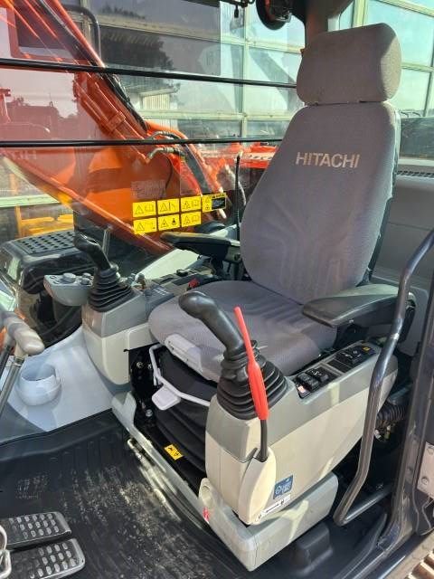 Hitachi ZAXIS 290LCN-5B