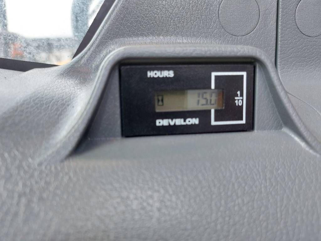 Develon DX 140 W-7
