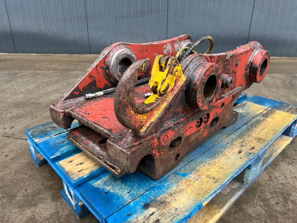 Engcon S70 - 323D