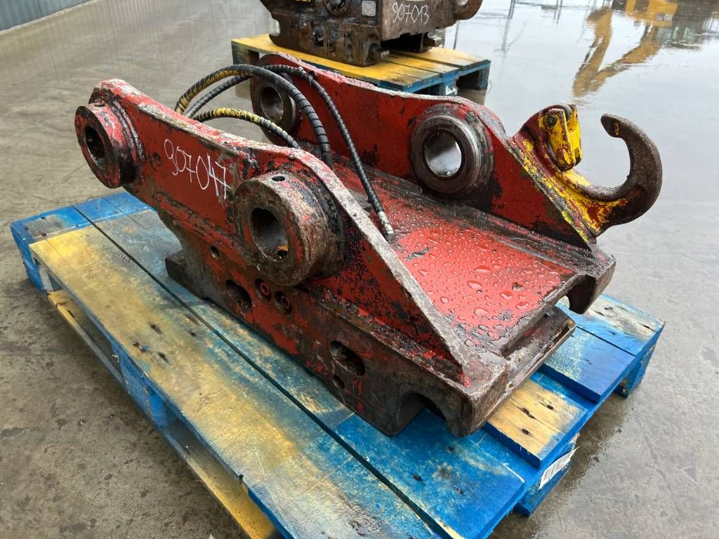 Engcon S70 - 323D