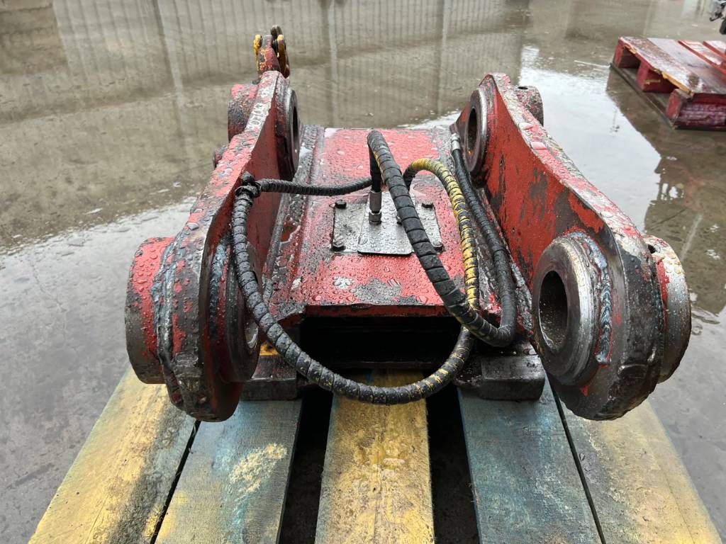 Engcon S70 - 323D