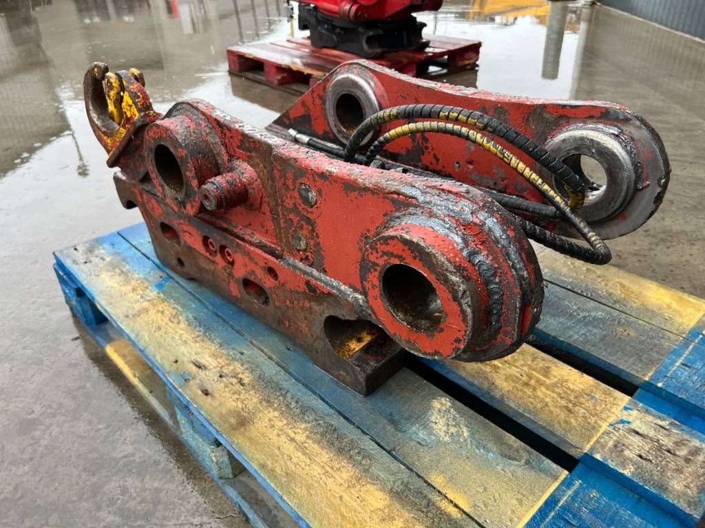 Engcon S70 - 323D