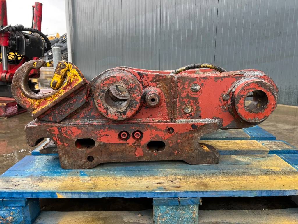 Engcon S70 - 323D