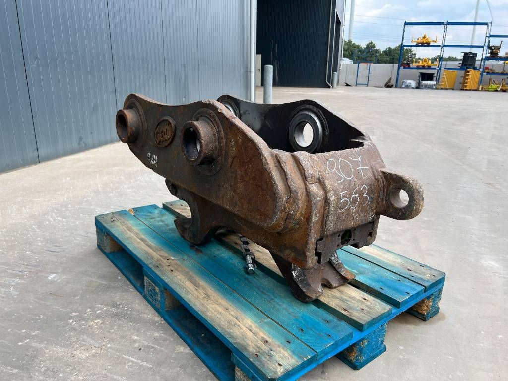 Miller Volvo EC240 / EC250 Geith