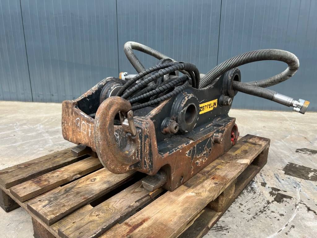 OilQuick OQ70/55 - 320E / 325F