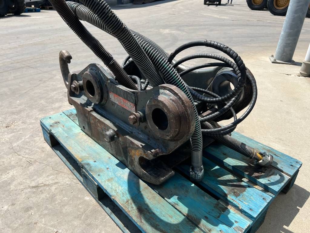 OilQuick OQ70/55 - 323E