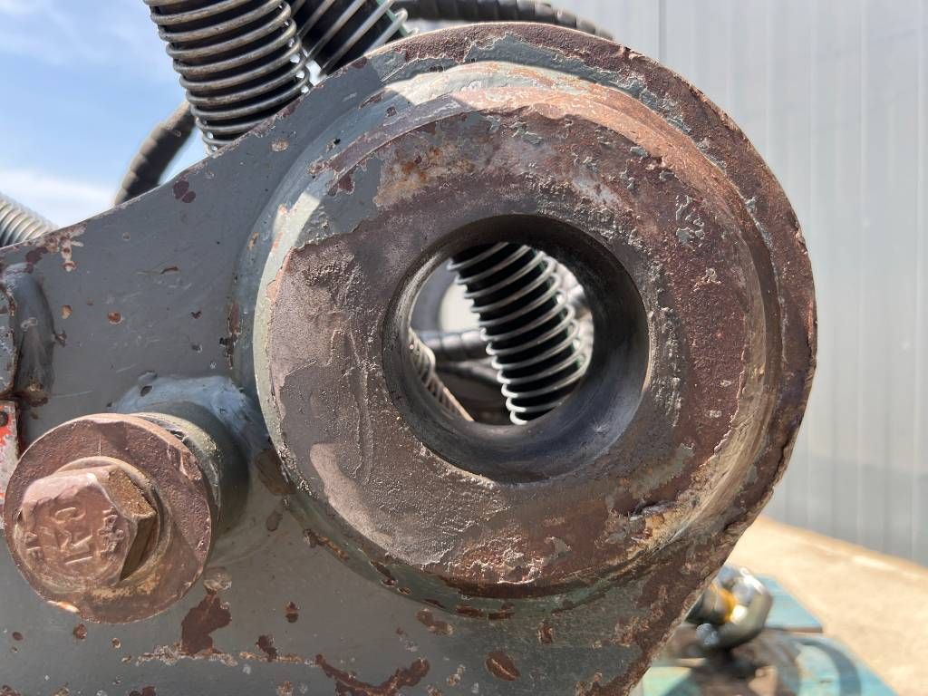 OilQuick OQ70/55 - 323E