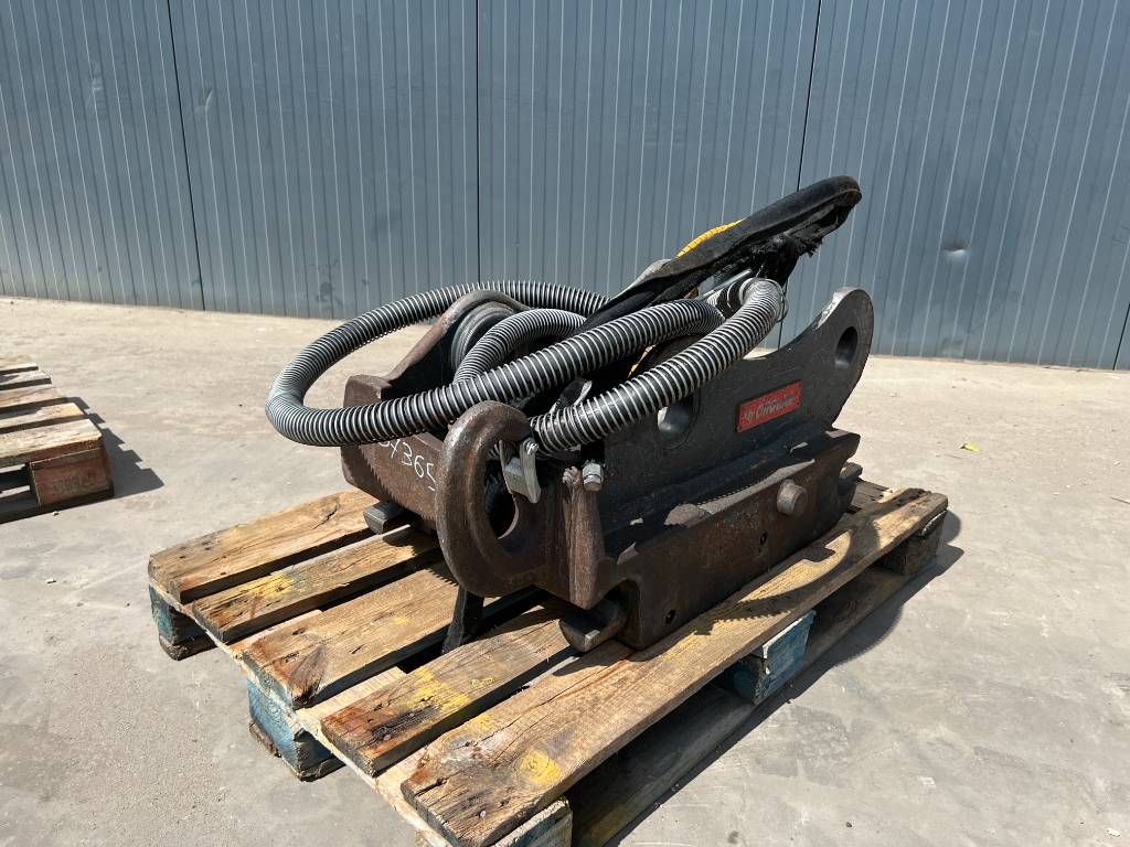 OilQuick OQ70/55 - EC210 / EC220