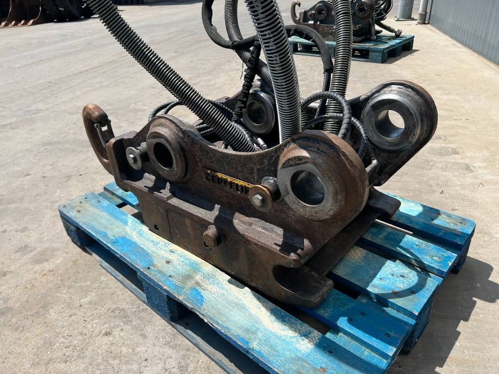 OilQuick OQ70/55 323E