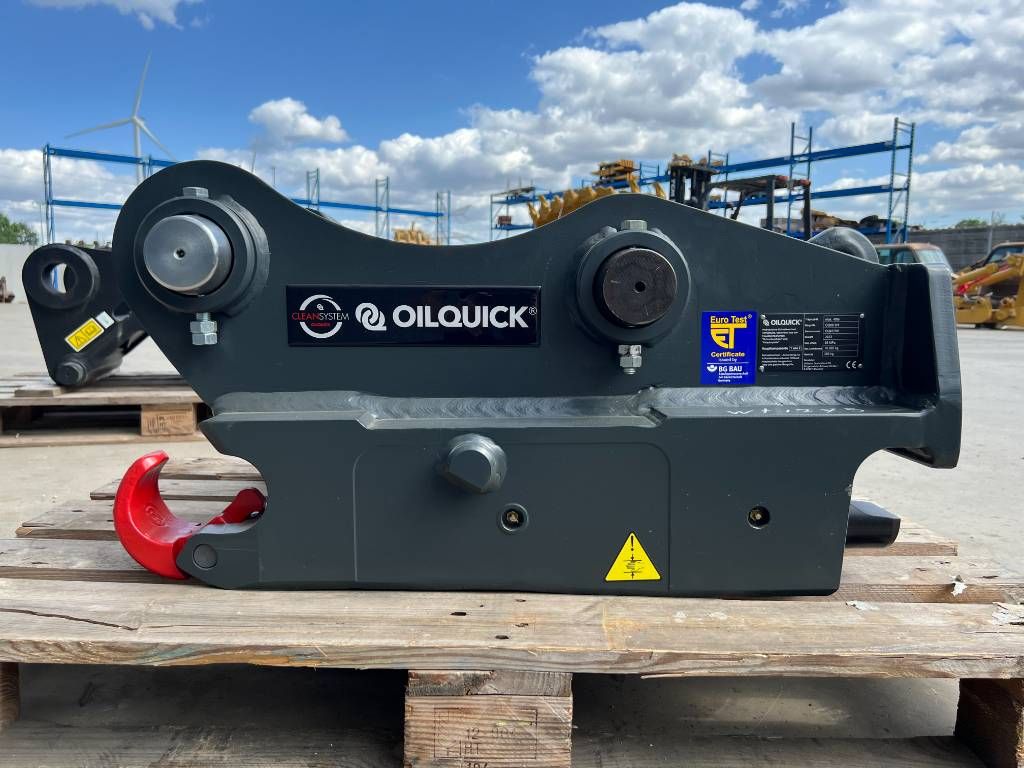 OilQuick OQ80 - 323 NG