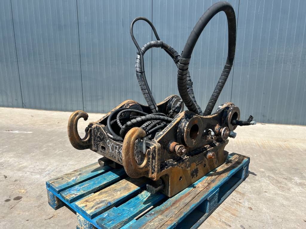 OilQuick OQ80 330D - 336D - 336E - 336F DB-stick