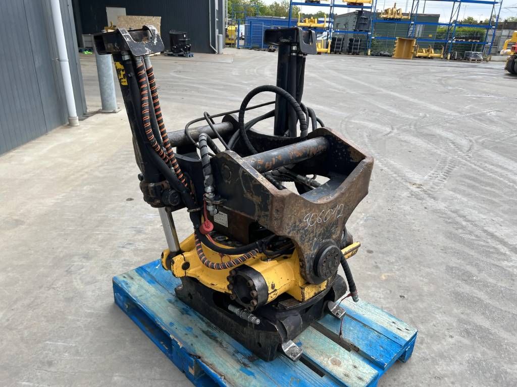 Engcon EC226-S70-70-SS10