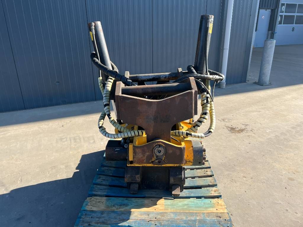 Engcon EC30 - S70