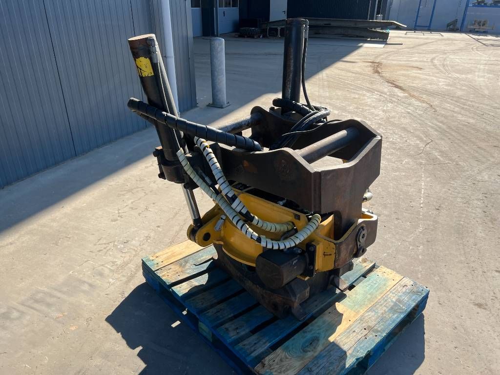 Engcon EC30 - S70