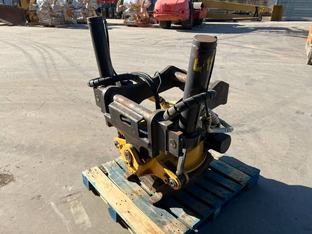 Engcon EC30 - S70
