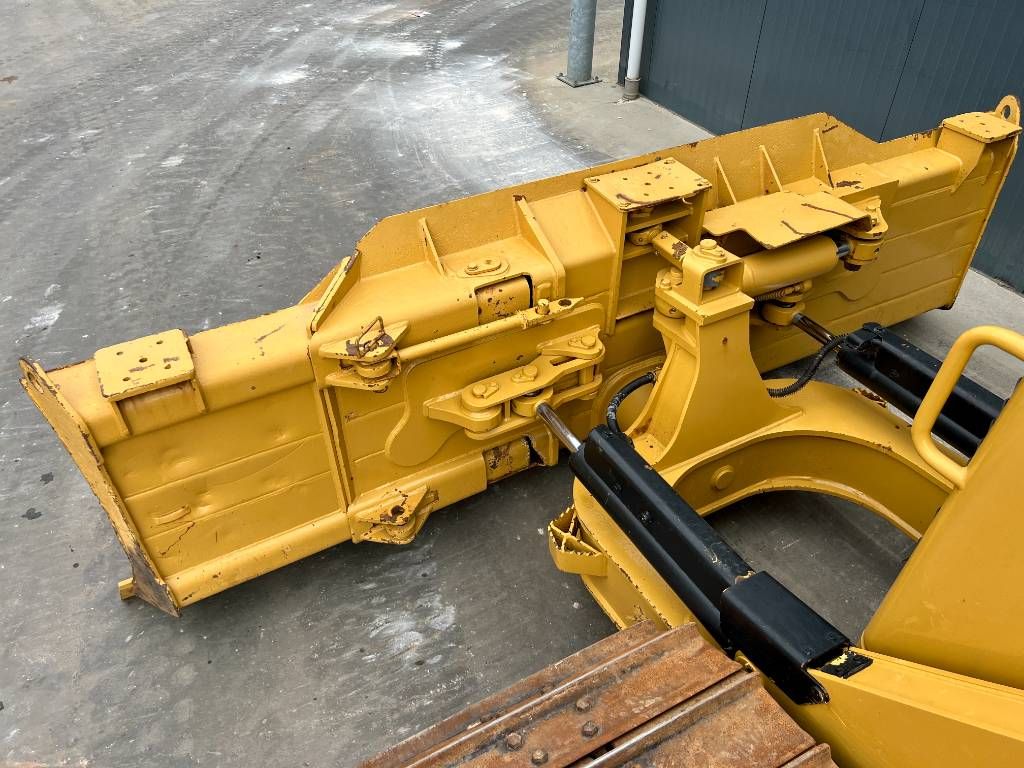 CAT D6N LGP
