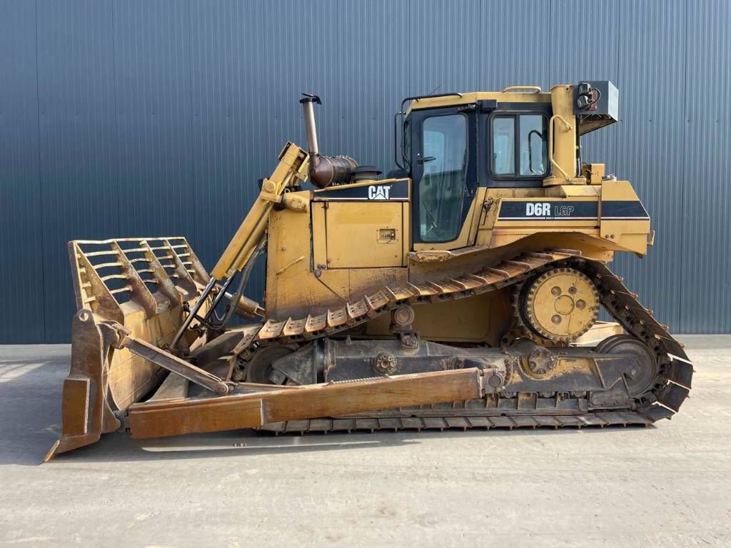CAT D6R LGP