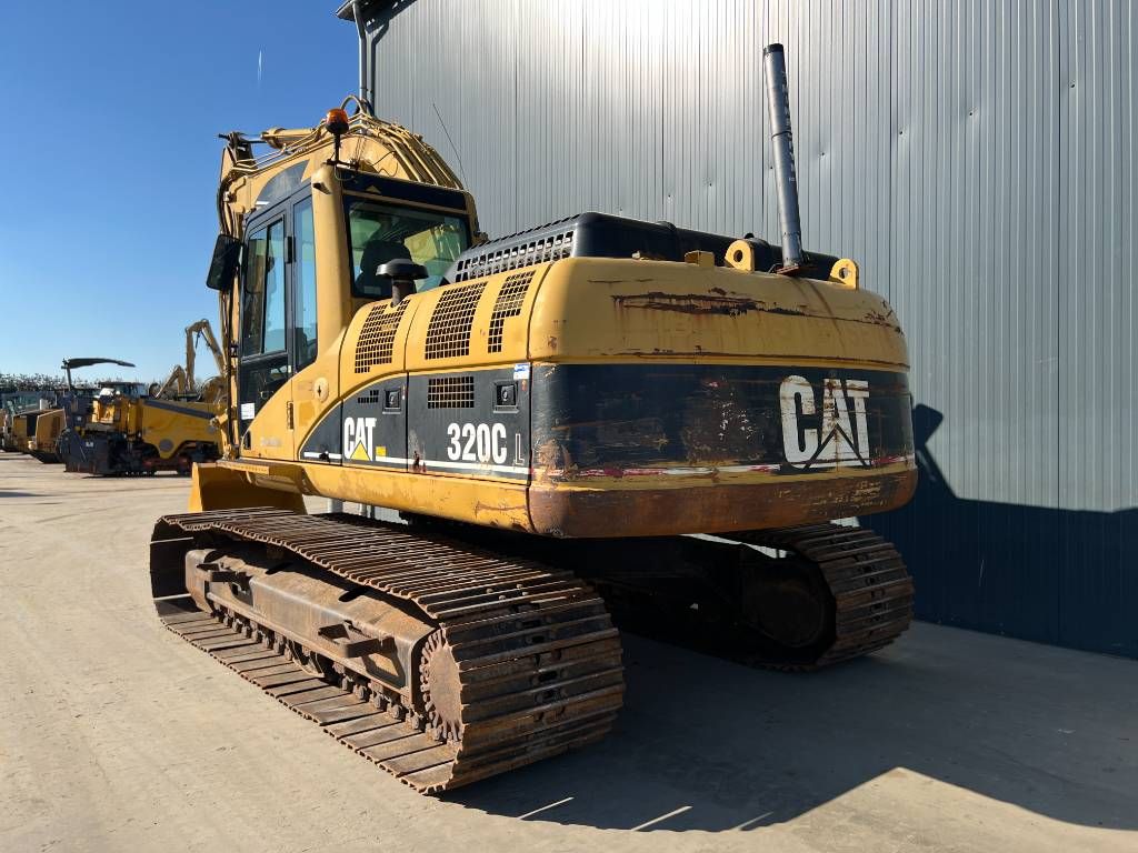 CAT 320C L