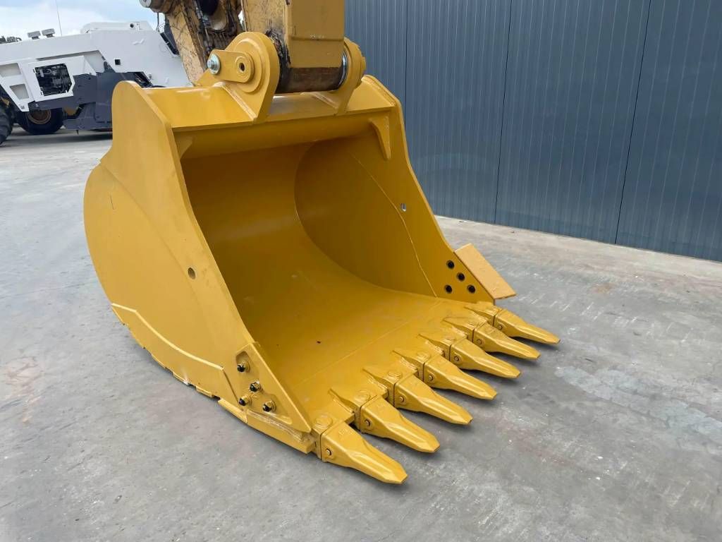 CAT 349E L